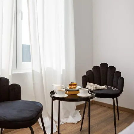 Ferienhaus Mit Privatpool Fur 6 Personen Ca 200 Qm In Jezera, Dalmatien Norddalmatien 別荘 *